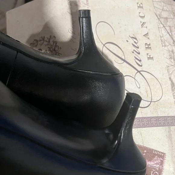 Life Stride Black Pointed Toe kitten heels - Picture 4 of 5